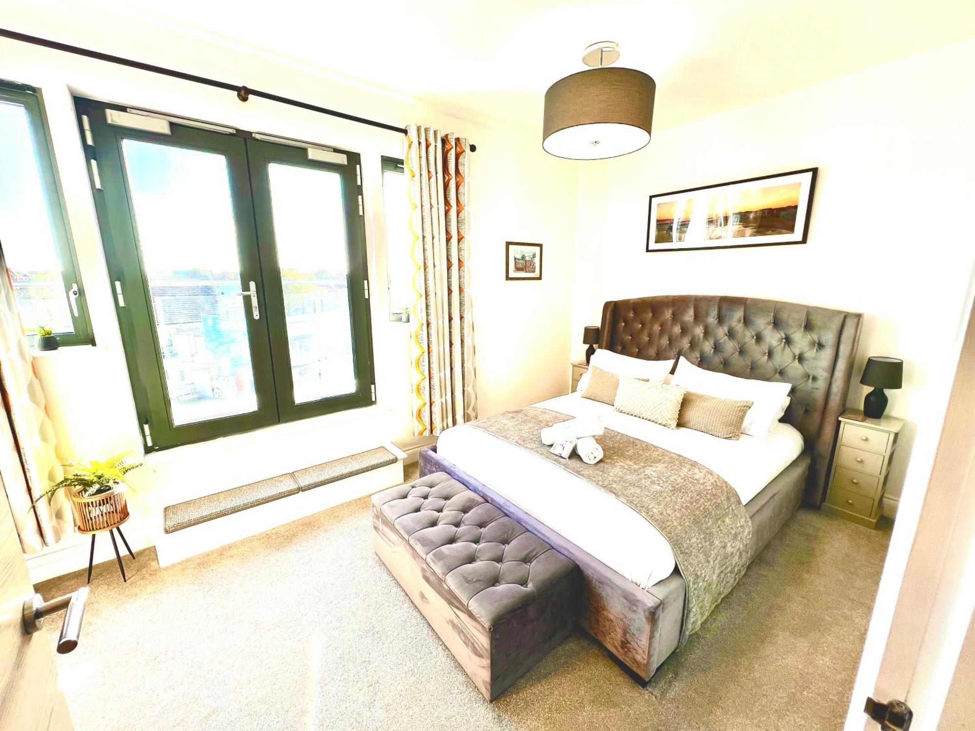 Ferienwohnung The Penthouse Margate, Balconies, Sea View, Gated Parking, Air Con! Exterior foto