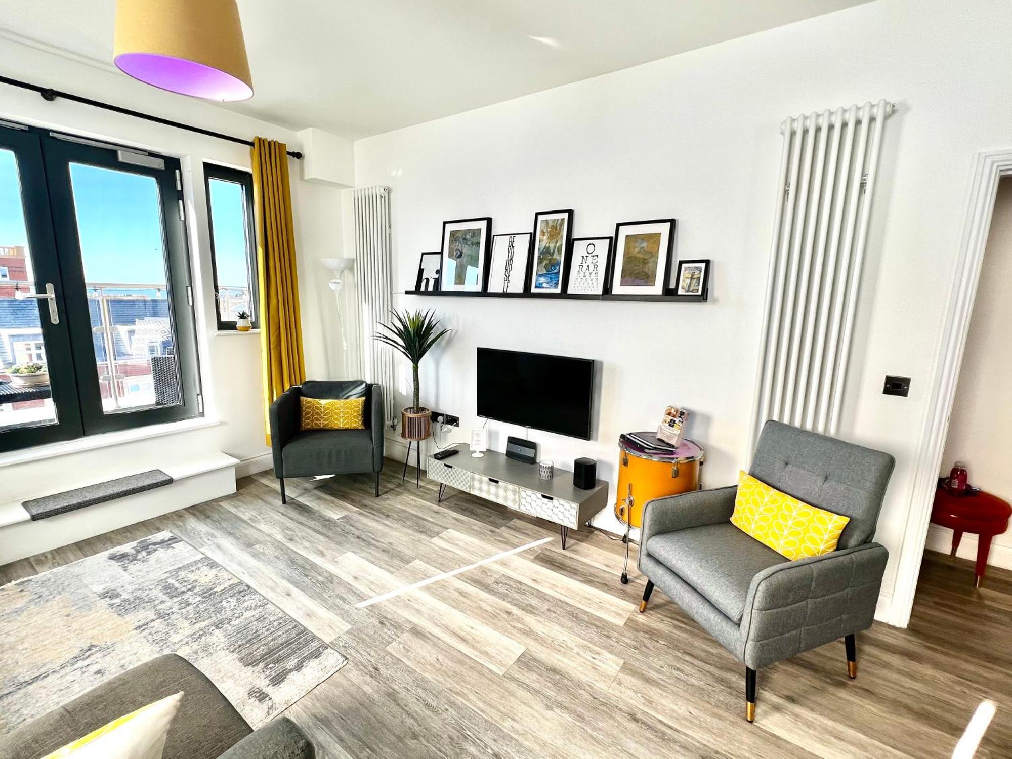 Ferienwohnung The Penthouse Margate, Balconies, Sea View, Gated Parking, Air Con! Exterior foto